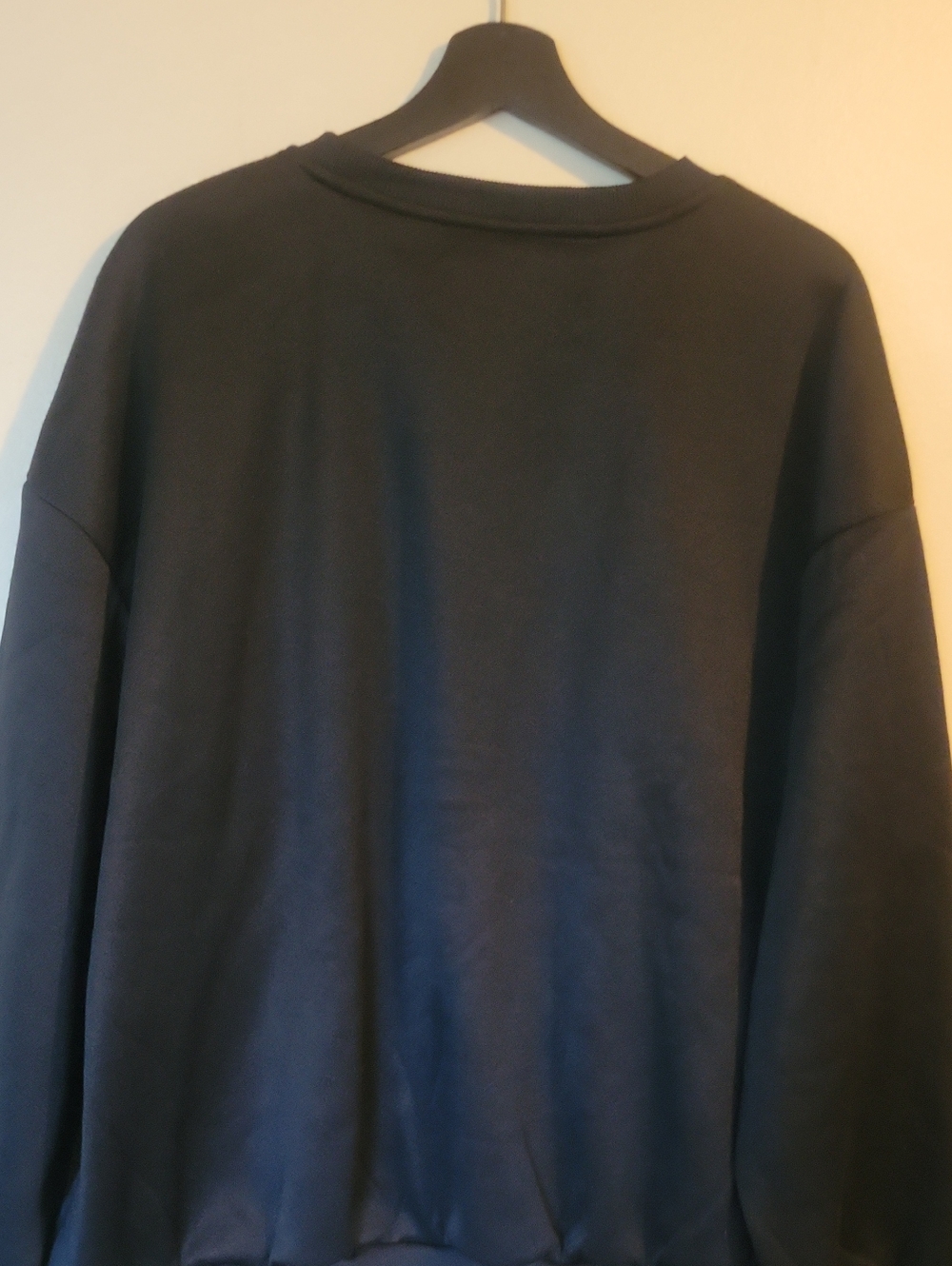 Black Graphic Sweatshirt "i cry a lot but i am so productive" - Picture 4 of 4